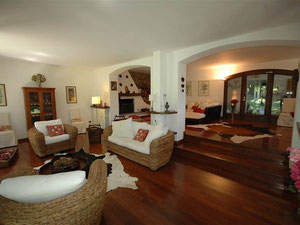 Villa en Italia, Piamonte, Stresa — Encuentre propiedades fuera del plan o reventa de bienes inmuebles directamente de desarrolladores y propietarios GEOLN.COM. Foto 9