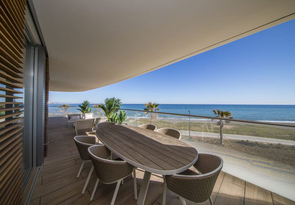 Apartment 4 bedrooms 187 m² in Estepona, Spain