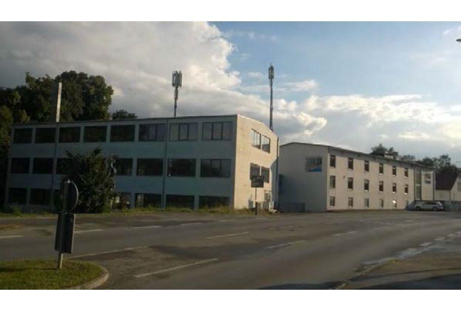 בית רווחי בגרמניה, אוגסבורג — חיפוש נדל"ן מפרטי ומקבלן GEOLN.COM. תמונה 1