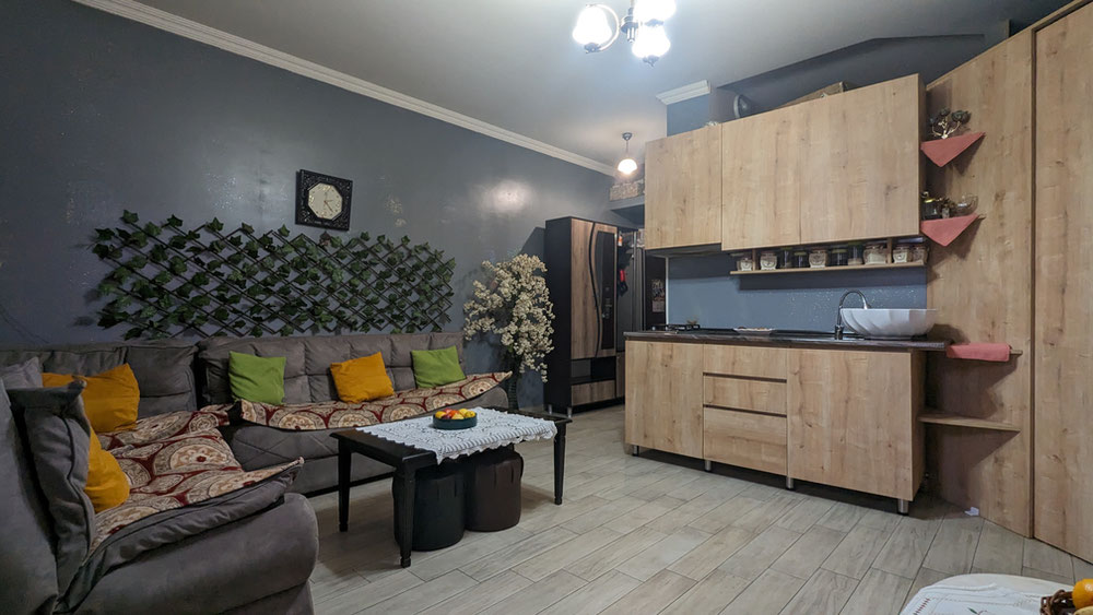 紧凑型四居室公寓 — 来自开发商和业主的房地产搜索引擎 GEOLN.COM. 照片 1