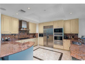 Апартаменты в США, Флорида, Белл-Харбор — Пошуковик нерухомості від забудовників і власників GEOLN.COM. Фото 6