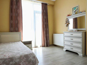 იყიდება 2 ოთახიანი ბინა — უძრავი ქონების ყიდვა და მფლო ბელებისგან GEOLN.COM. ფოტო 6