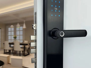 高端公寓，配有设计师装修 — 来自开发商和业主的房地产搜索引擎 GEOLN.COM. 照片 17