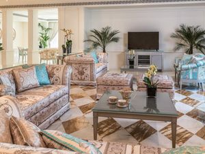 房地产在 Palazzo Versace — look at the real estate search engine GEOLN.COM. 照片 5