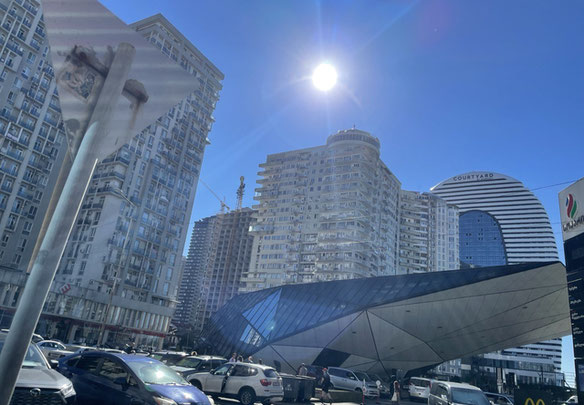 Euro trzypokojowe mieszkanie (82 m2) na sprzedaż w Batumi