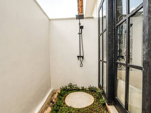 شقق فسيحة مع مسبح — ابحث عن عقار قيد الإنشاء أو عقار معاد بيعه مباشرة من المطورين والملاك GEOLN.COM. صورة فوتوغرافية 3