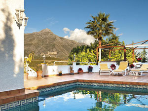 Villa 5 bedrooms 466 m² in Nueva Andalucia, Spain — Find off-plan property or real estate resale directly from developers and owners GEOLN.COM. Photo 3