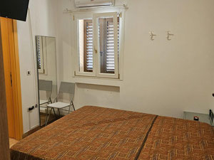 შესანიშნავი სახლი ზღვის პირველ ხაზში — უძრავი ქონების ყიდვა და მფლო ბელებისგან GEOLN.COM. ფოტო 15