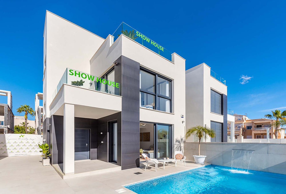 ვილა 4 საძინებელი 143 მ² პუნტა პრიმაში, ესპანეთში — უძრავი ქონების ყიდვა და მფლო ბელებისგან GEOLN.COM. ფოტო 1