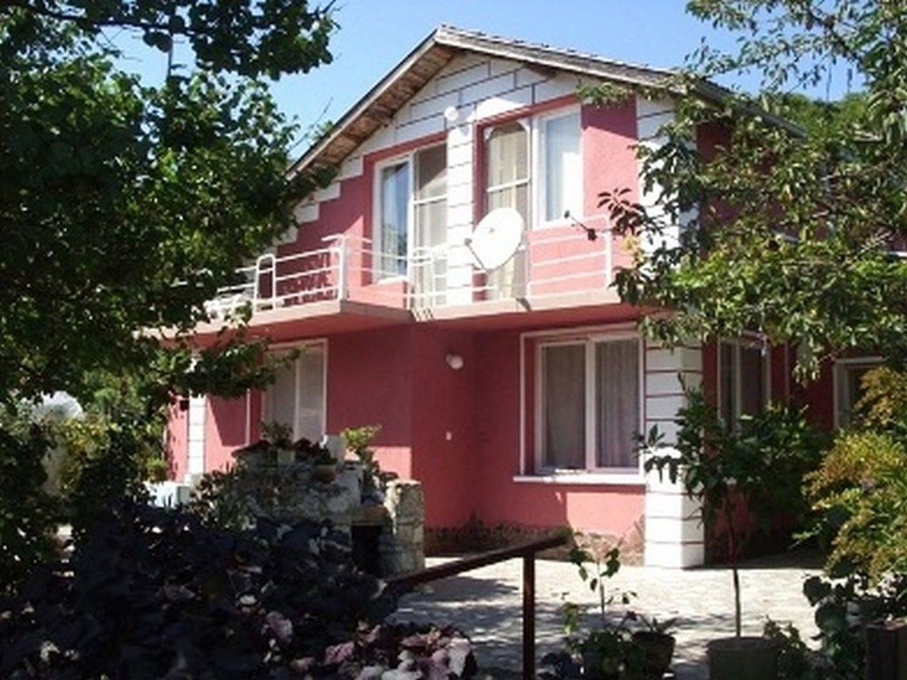 Villa in a village by the sea in Bulgaria, Varna region — Find off-plan property or real estate resale directly from developers and owners GEOLN.COM. Photo 1