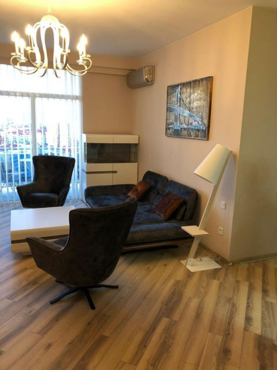 4房公寓出售 — 来自开发商和业主的房地产搜索引擎 GEOLN.COM. 照片 1