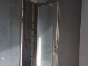 海边出售的黑色框架 — 来自开发商和业主的房地产搜索引擎 GEOLN.COM. 照片 7