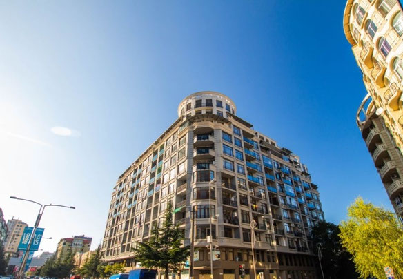 Se vende piso de 3 habitaciones