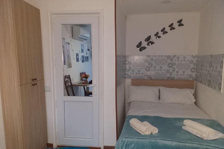 1 кімнатна квартира в Авлабарі. Купити квартиру в Тбілісі, Авлабарі — Пошуковик нерухомості від забудовників і власників GEOLN.COM. Фото 1