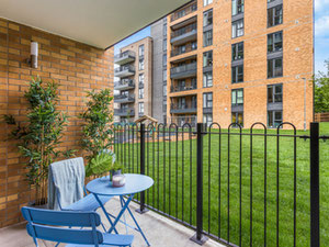 Real estate in Lime Works — look at the real estate search engine GEOLN.COM. Photo 2