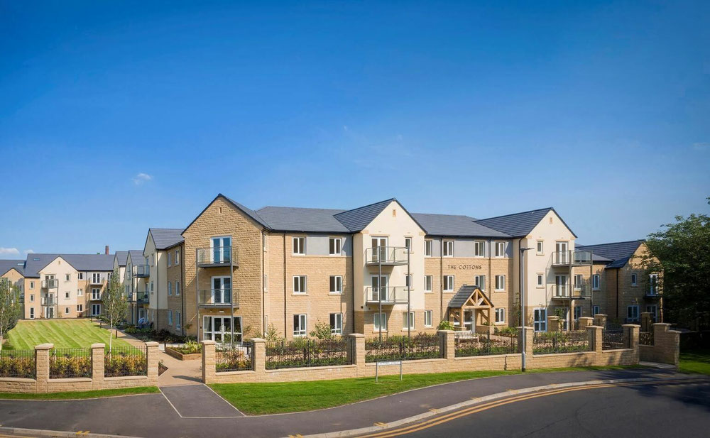 Real estate in The Cottons — look at the real estate search engine GEOLN.COM. Photo 1