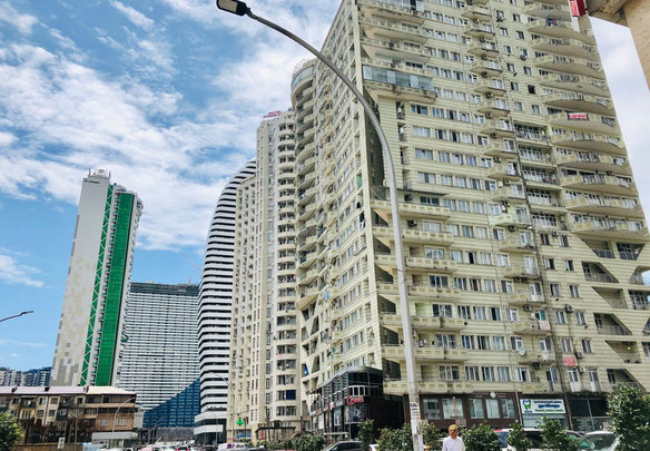 Продається 2-кімнатна квартира.