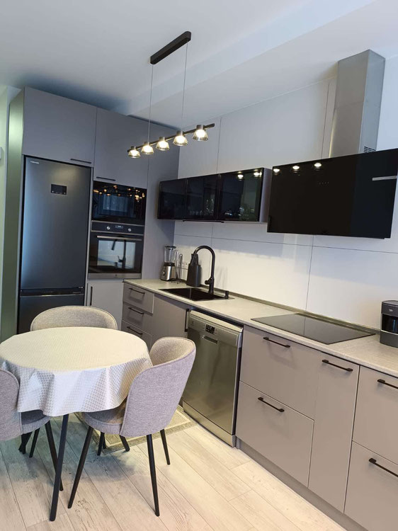 דירה למכירה בבאטומי — חיפוש נדל"ן מפרטי ומקבלן GEOLN.COM. תמונה 1