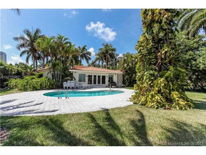 Дом в США, Флорида, Голден-Бич — Поисковик недвижимости от застройщиков и собственников GEOLN.COM. Фото 3