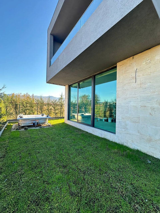 科布列季村 — 来自开发商和业主的房地产搜索引擎 GEOLN.COM. 照片 1