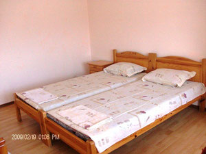 Casa en un pueblo junto al mar en Bulgaria, región de Burgas, Izgrev — Encuentre propiedades fuera del plan o reventa de bienes inmuebles directamente de desarrolladores y propietarios GEOLN.COM. Foto 5