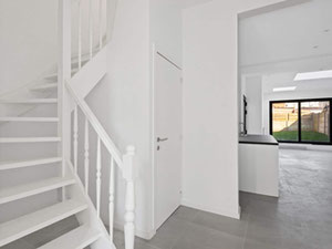 Нещодавно в 2024 році, повністю відремонтований двоквартирний будинок — Пошуковик нерухомості від забудовників і власників GEOLN.COM. Фото 8