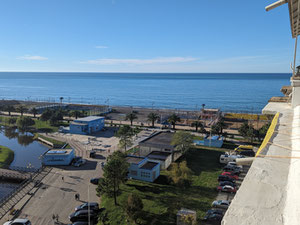 带装修的欧式两居室，位于黑海岸边 — 来自开发商和业主的房地产搜索引擎 GEOLN.COM. 照片 8