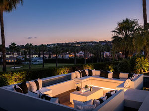 别墅 7 间卧室 940 平方米，位于西班牙新安达卢西亚 — 来自开发商和业主的房地产搜索引擎 GEOLN.COM. 照片 5