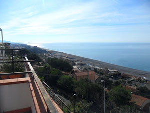 意大利海边的公寓，斯卡利亚 — 来自开发商和业主的房地产搜索引擎 GEOLN.COM. 照片 4