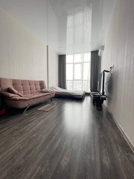 იყიდება 2 ოთახიანი ბინა — უძრავი ქონების ყიდვა და მფლო ბელებისგან GEOLN.COM. ფოტო 1