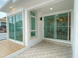 舒适的联排别墅出售 — 来自开发商和业主的房地产搜索引擎 GEOLN.COM. 照片 16