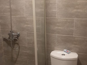 出售 Leonidze 街上的一室舒适公寓，步行 15 分钟到海边 — 来自开发商和业主的房地产搜索引擎 GEOLN.COM. 照片 5