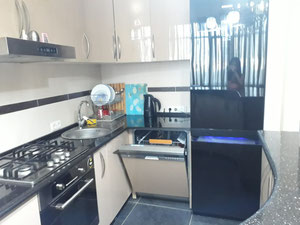 巴统市中心的4室公apartment — 来自开发商和业主的房地产搜索引擎 GEOLN.COM. 照片 7