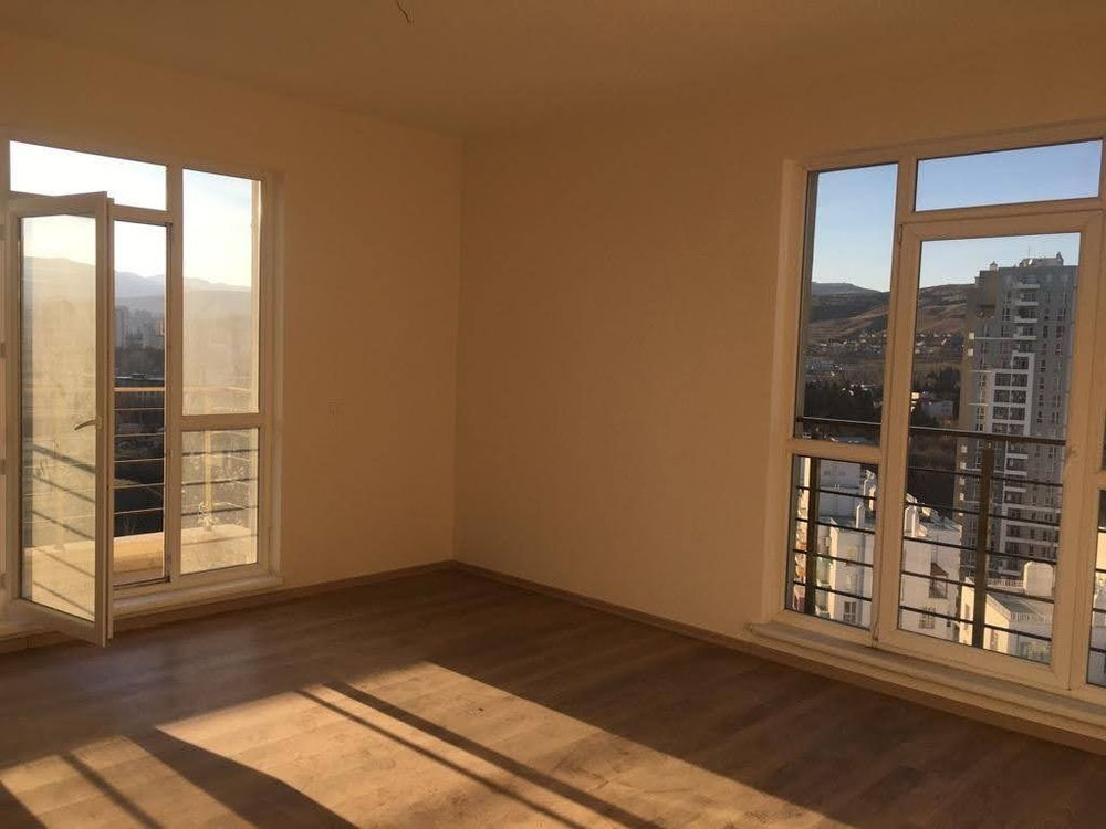 4房公寓出售 — 来自开发商和业主的房地产搜索引擎 GEOLN.COM. 照片 1