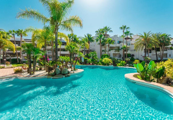 דירה 3 חדרי שינה 150 מ"ר בפואנטה רומנו, ספרד