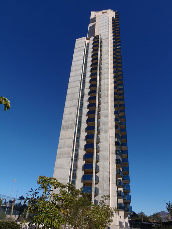 Nieruchomości w Kronos Benidorm — spójrz na wyszukiwarkę nieruchomości GEOLN.COM. Zdjęcie 1