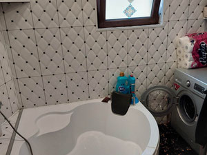 У Грузії, у місті Кутаїсі, продається трикімнатна квартира. — Пошуковик нерухомості від забудовників і власників GEOLN.COM. Фото 13