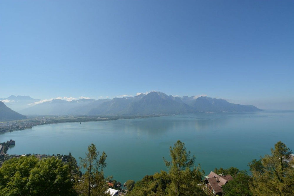 Apartment in Switzerland, Vaud, Glion — Find off-plan property or real estate resale directly from developers and owners GEOLN.COM. Photo 1