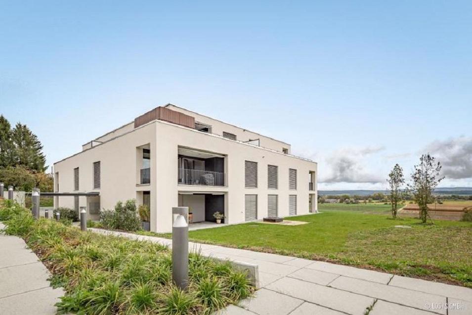 Нерухомість в Rolliweg 28 — дивіться на пошуковику нерухомості GEOLN.COM. Фото 1