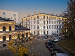 Real estate in Hoffmann Rezidence — look at the real estate search engine GEOLN.COM. Photo 2