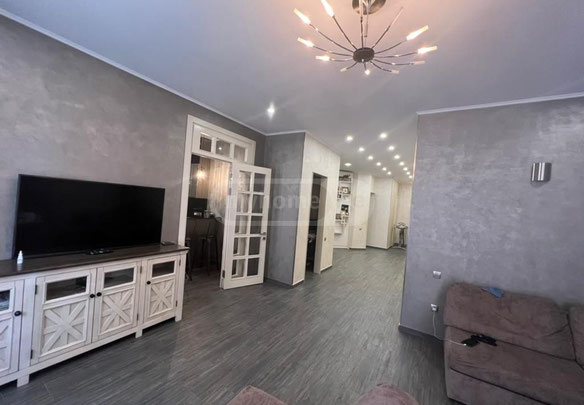 Spacious apartment in the center of Batumi fully renovated and furnished