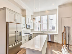 房地产在 White Rock Creek Trail — look at the real estate search engine GEOLN.COM. 照片 5