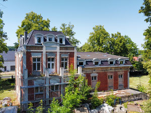 Уникальная вилла с историей - идеальна для коммерческих инвестиций — Поисковик недвижимости от застройщиков и собственников GEOLN.COM. Фото 2