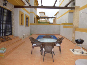 Villa in Spanien, Valencia, Los Montesinos — Immobilien-Suchservice von Bauträgern und Eigentümern GEOLN.COM. Foto 3