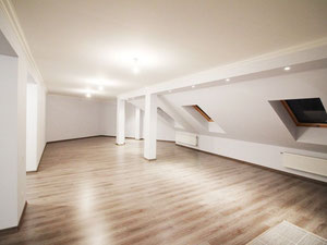 公寓位于大城市，靠近拉脱维亚、里加、比克尔涅基的湖泊 — 来自开发商和业主的房地产搜索引擎 GEOLN.COM. 照片 3