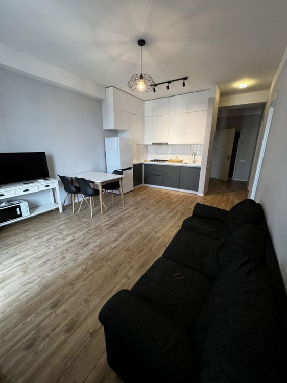 იყიდება 3 ოთახიანი ბინა — უძრავი ქონების ყიდვა და მფლო ბელებისგან GEOLN.COM. ფოტო 1