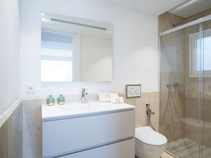 顶层公寓 2 卧室 95 平方米，位于西班牙埃斯特波纳 — 来自开发商和业主的房地产搜索引擎 GEOLN.COM. 照片 12