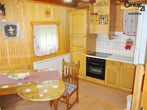 山中的房子，在斯洛文尼亚的郊区，斯洛文尼亚科尼察 — 来自开发商和业主的房地产搜索引擎 GEOLN.COM. 照片 4