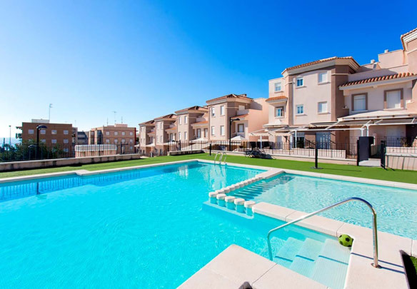 בית עירוני 3 חדרי שינה 88 מ"ר בסנטה פולה, ספרד