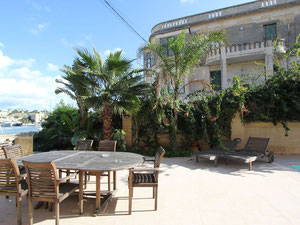 Villa in a big city, by the sea in Malta, Valletta — Find off-plan property or real estate resale directly from developers and owners GEOLN.COM. Photo 2